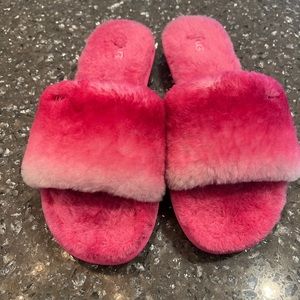 Womens Size 8 Ugg Slippers